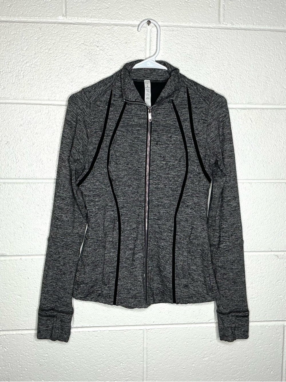 < Lululemon Dark Grey Define Jacket Athleisure Sporty Casual > - Picture 2 of 5